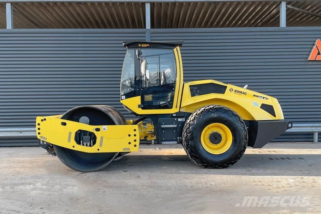Bomag BW 213 D-5 Vieno būgno volai