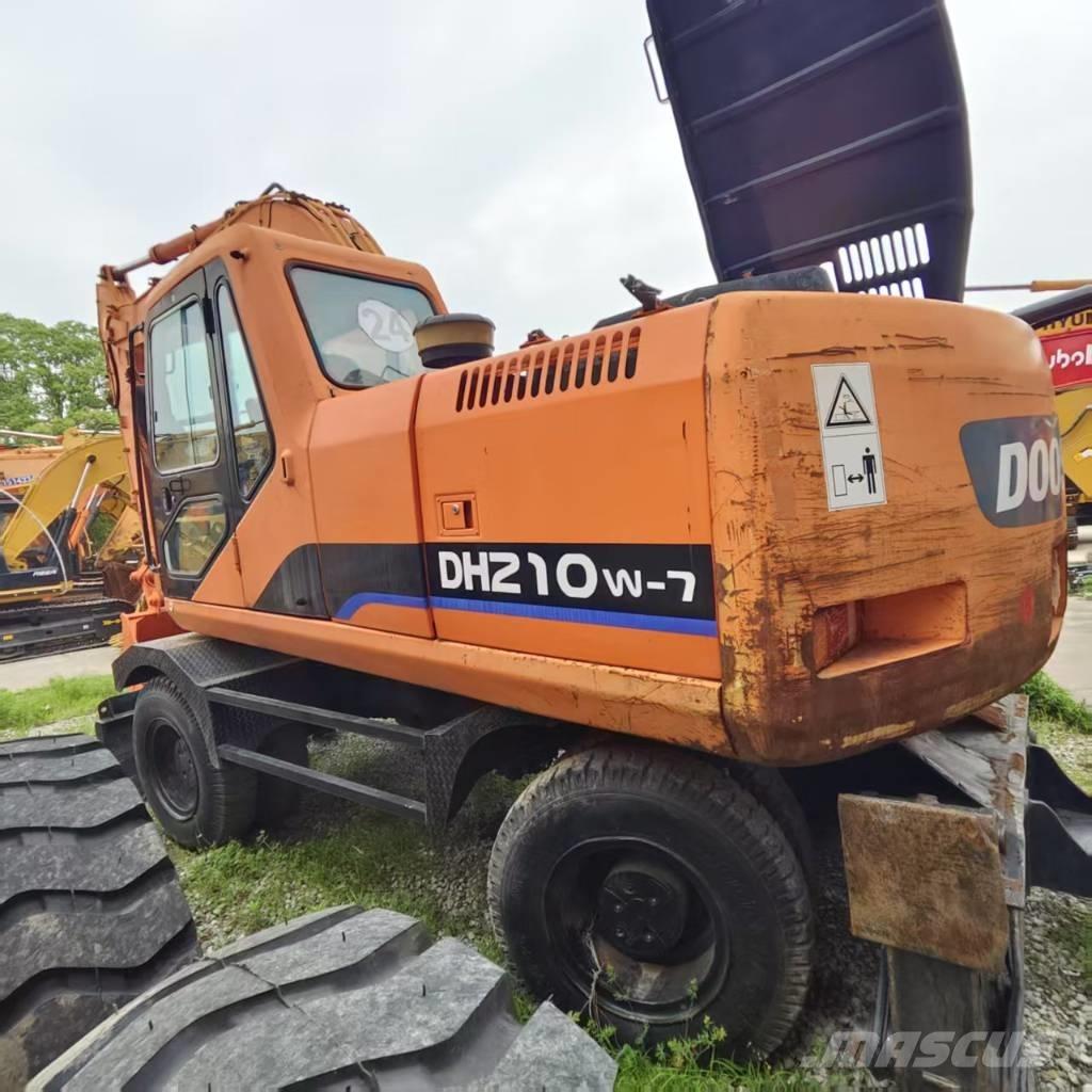 Doosan DH 210 W-7 Ratiniai ekskavatoriai