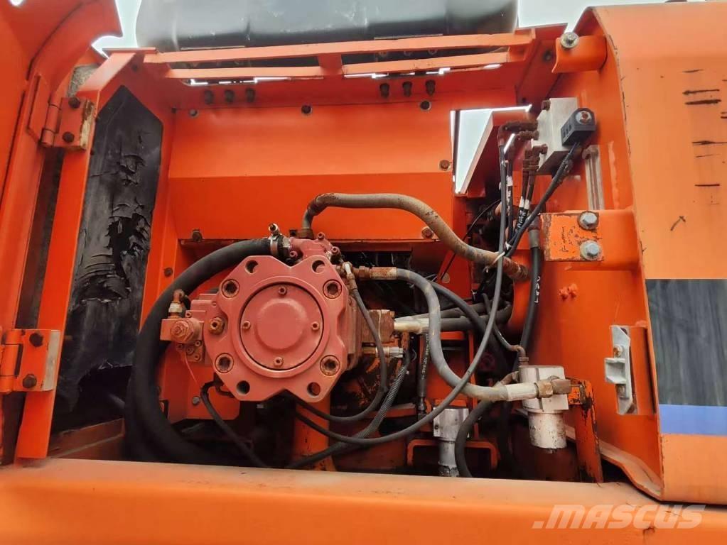 Doosan DH 210 W-7 Ratiniai ekskavatoriai