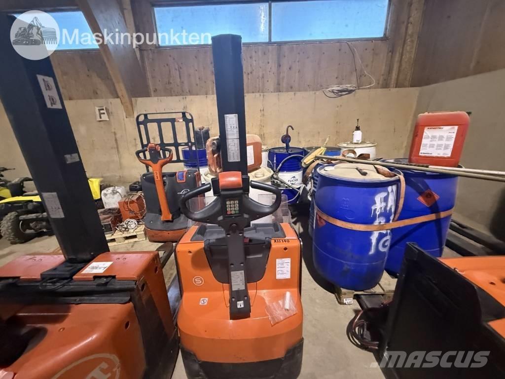 Toyota BT SWE 80 L Elektriniai šakiniai krautuvai