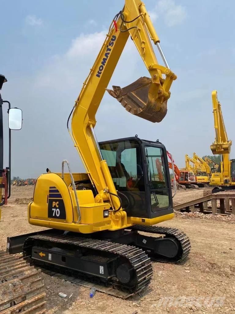 Komatsu PC 70 Vidutinės galios ekskavatoriai 7-12 t