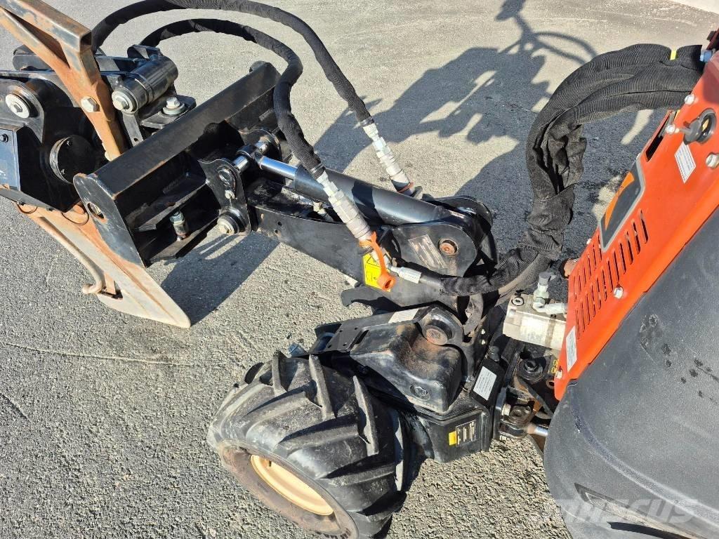 Ditch Witch R300 Tranšėjų ekskavatoriai