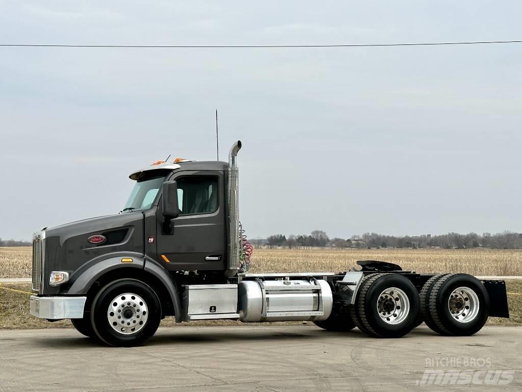 Peterbilt 567 Naudoti vilkikai