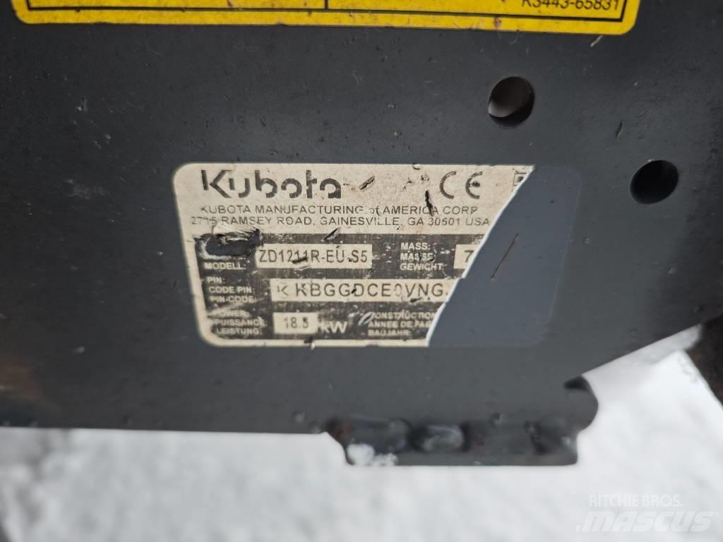 Kubota ZD 1211 Sodo traktoriukai-vejapjovės