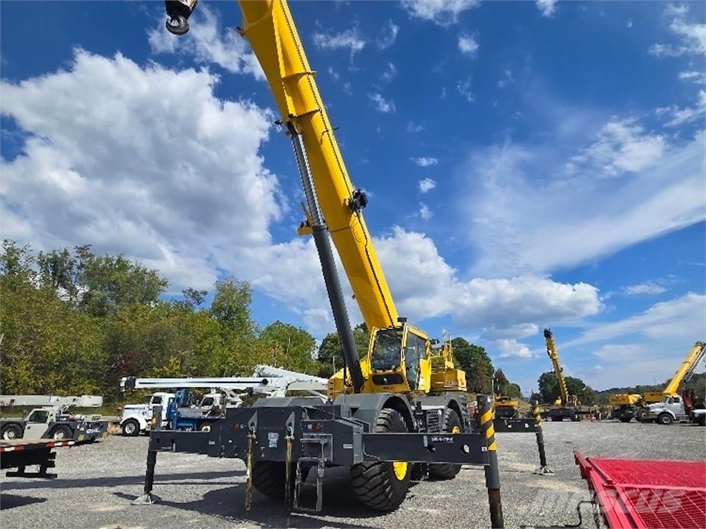 Grove GRT8100 Neapdoroto reljefo kranai