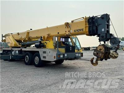 Grove TMS800E Vikšriniai kranai