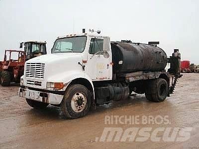 International 8100 Asfalto klotuvai