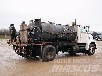 International 8100 Asfalto klotuvai
