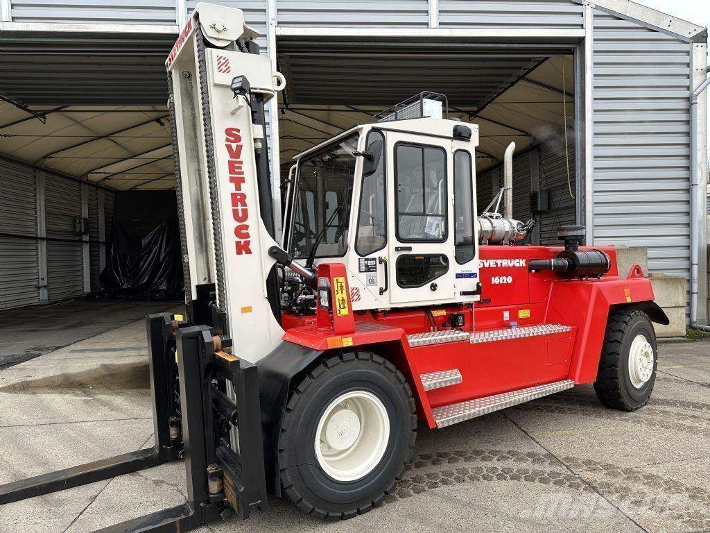 Svetruck 16120-38 Dyzeliniai krautuvai