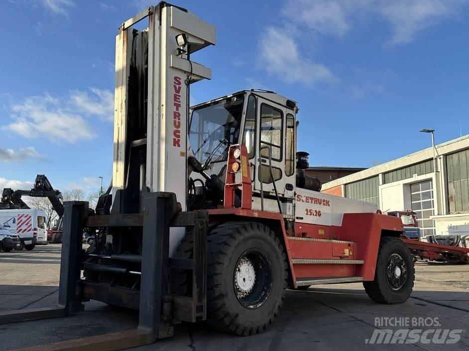 Svetruck 25120-45 Dyzeliniai krautuvai