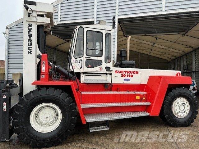 Svetruck 30120-46 Dyzeliniai krautuvai