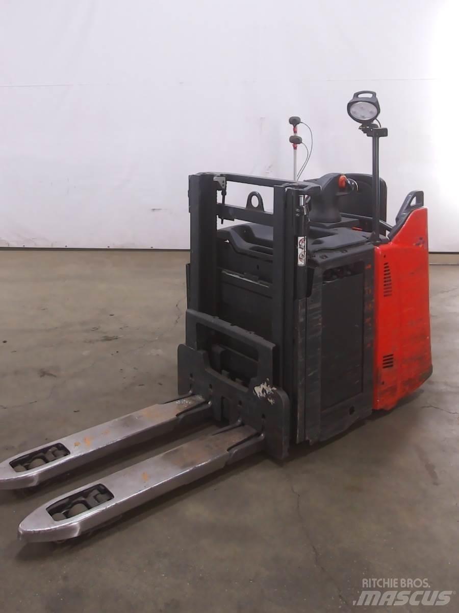 Linde D12HPSP Rankiniai vėžimėliai