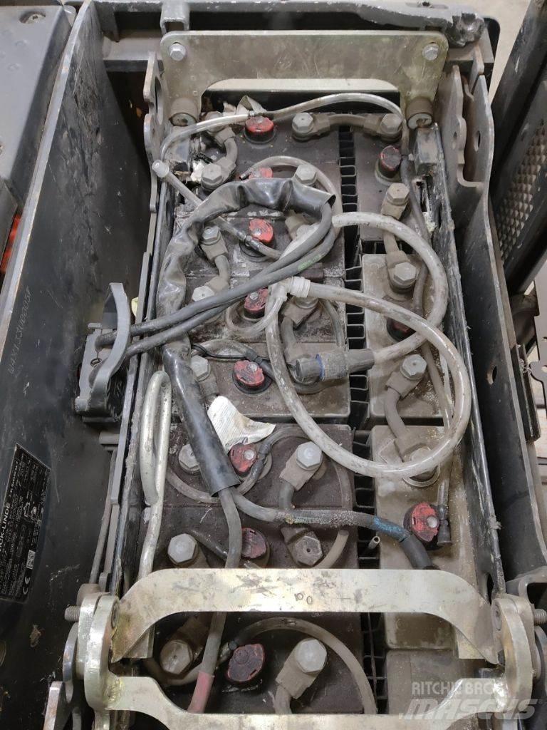 Linde D12HPSP Rankiniai vėžimėliai
