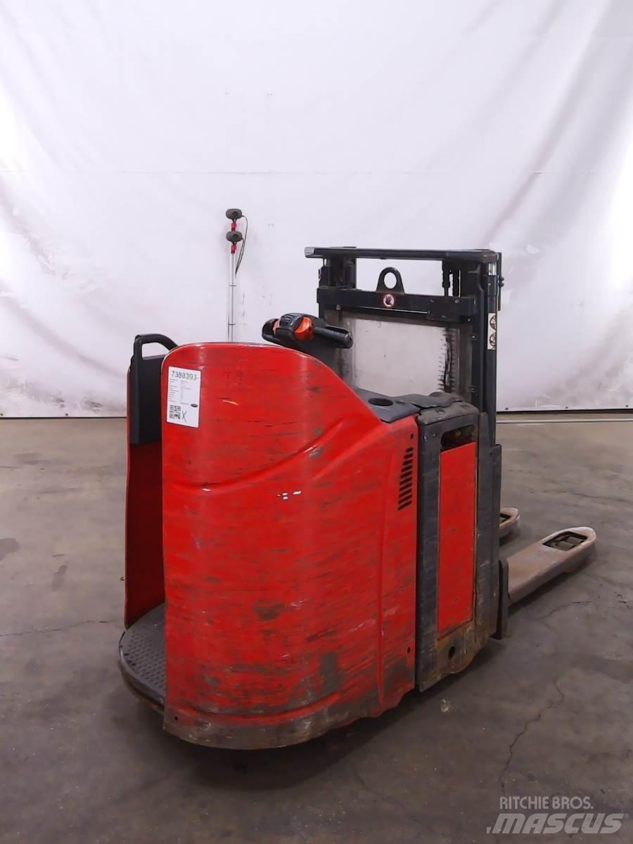 Linde D12P Rankiniai vėžimėliai