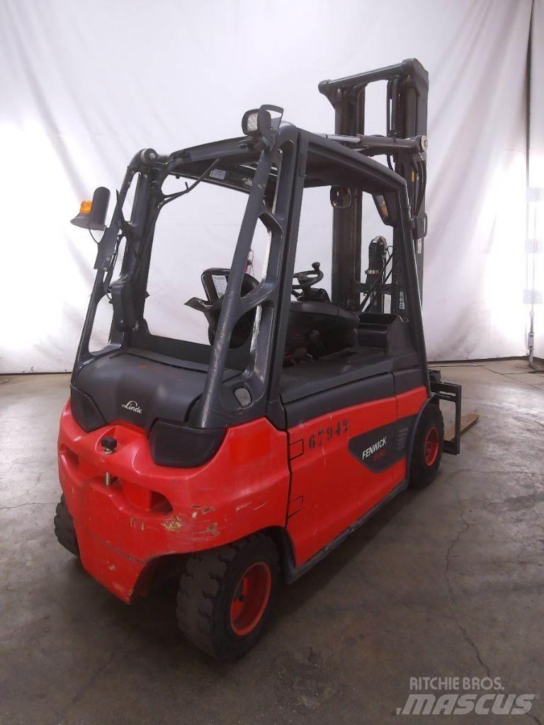 Linde E30L-01 Elektriniai šakiniai krautuvai