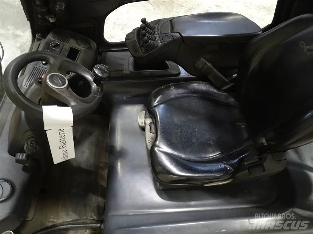 Linde E35L-01 Elektriniai šakiniai krautuvai