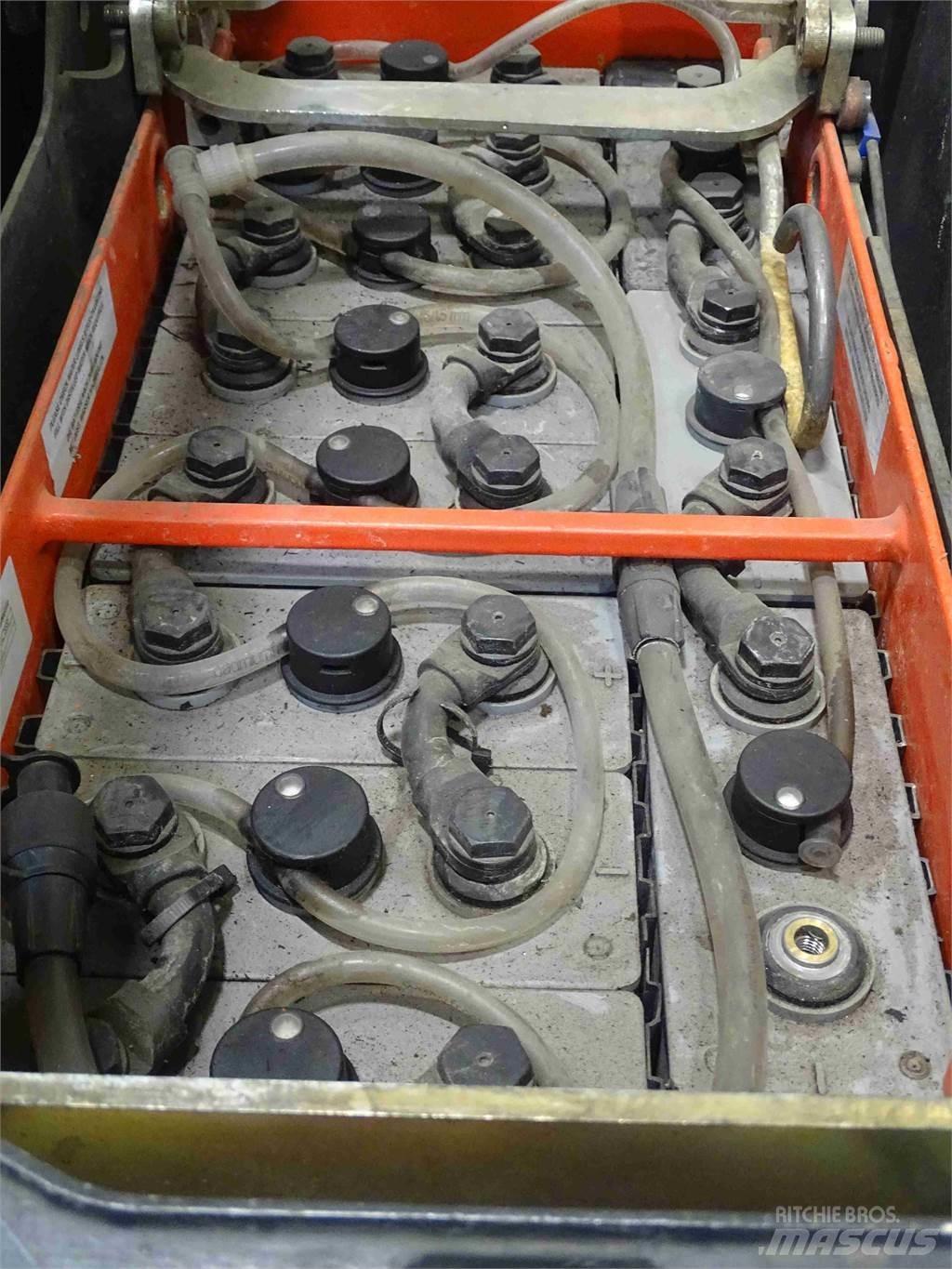 Linde L12LSP Rankiniai vėžimėliai