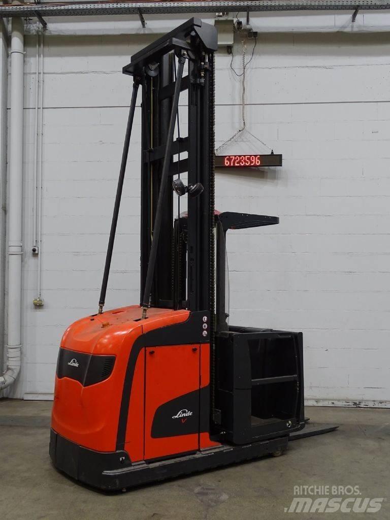 Linde V10 Didelių aukščių keltuvai-krautuvai