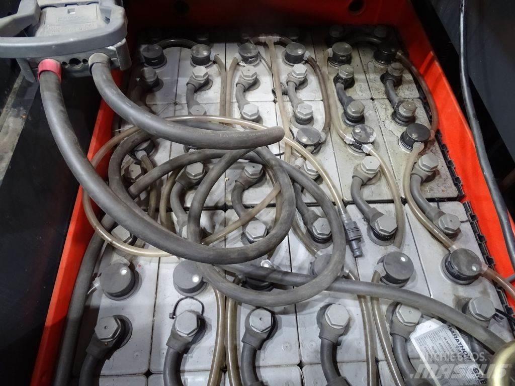 Linde V10 Didelių aukščių keltuvai-krautuvai