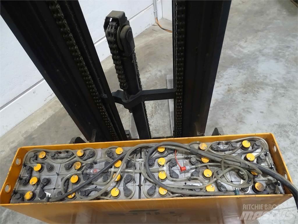 Still FM-X12 Šakiniai krautuvai su prailgintu keltuvu