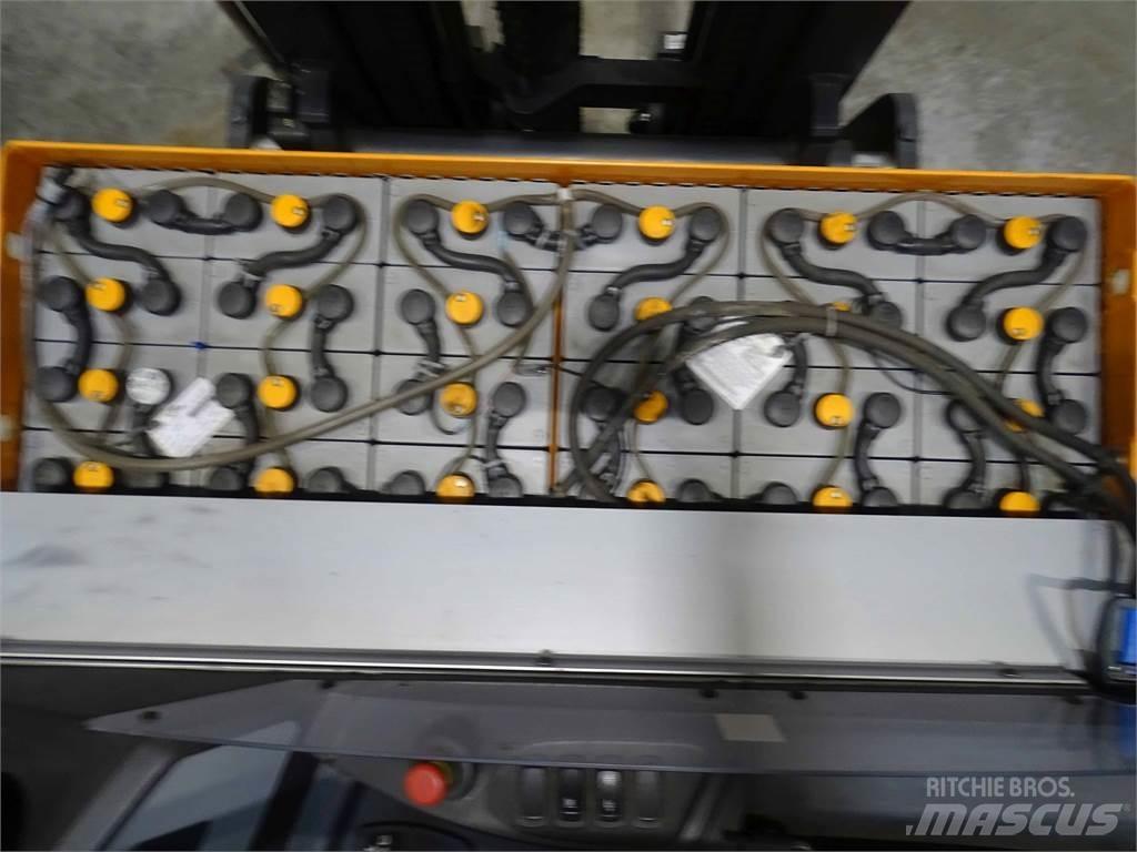 Still FM-X14 Šakiniai krautuvai su prailgintu keltuvu