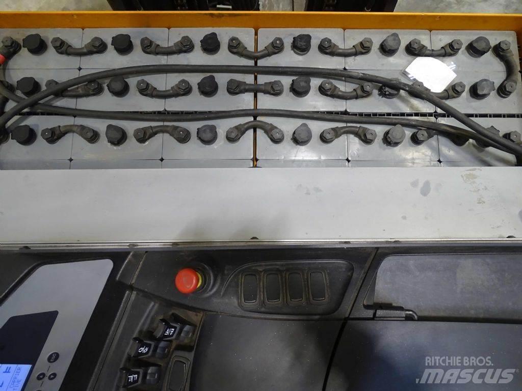 Still FM-X17 Šakiniai krautuvai su prailgintu keltuvu