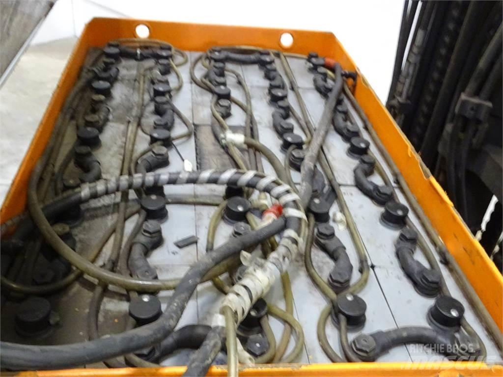 Still FM-X25 Šakiniai krautuvai su prailgintu keltuvu