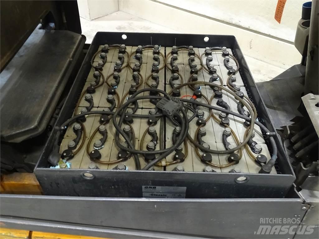 Still R60-30 Elektriniai šakiniai krautuvai
