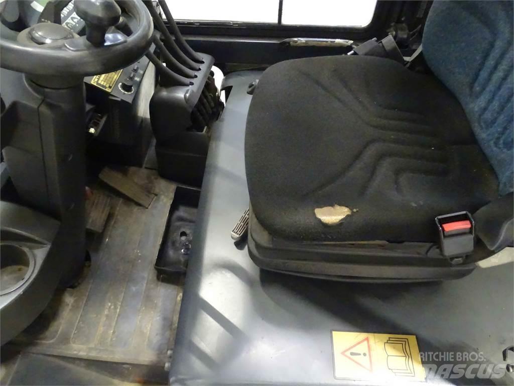 Still R60-45 Elektriniai šakiniai krautuvai