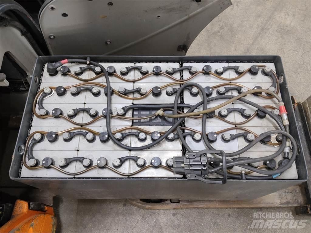 Still RX20-15 Elektriniai šakiniai krautuvai