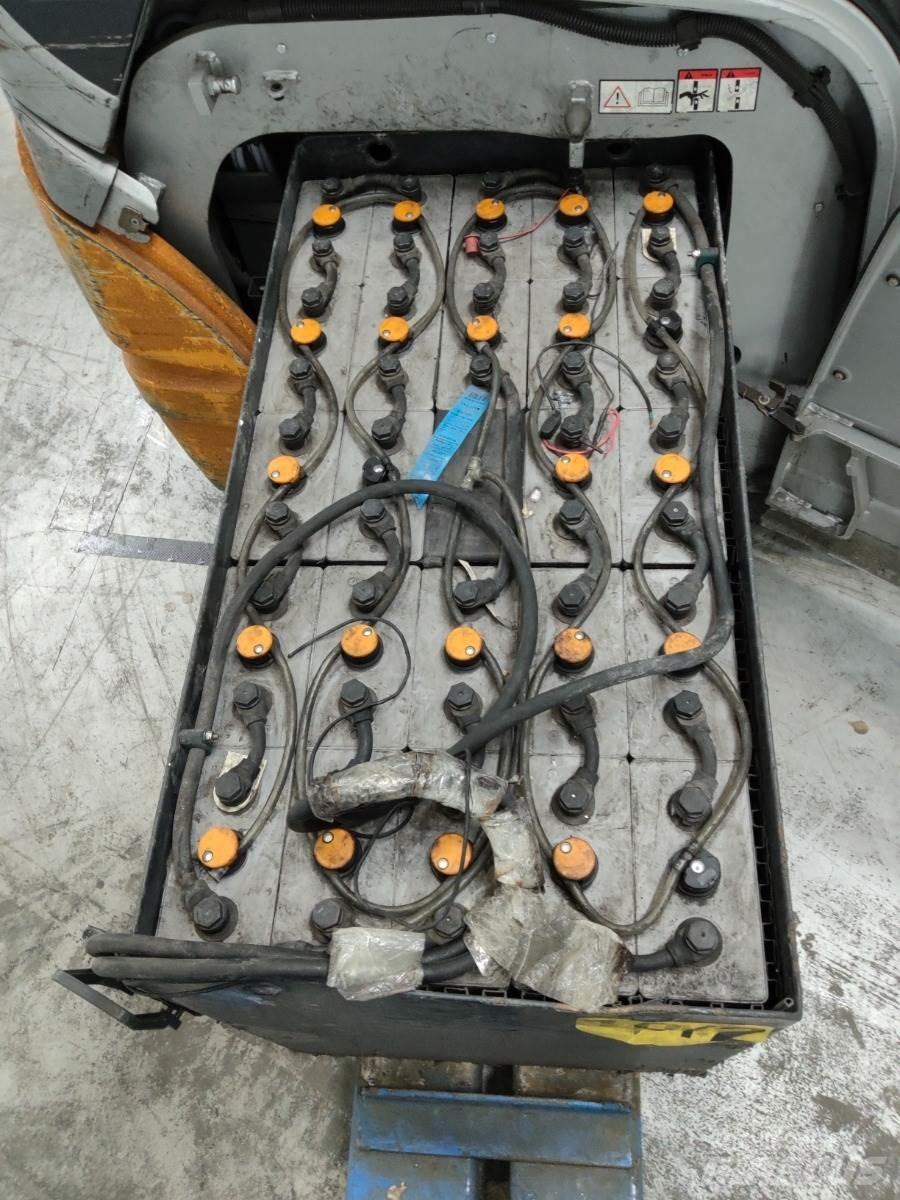 Still RX20-16 Elektriniai šakiniai krautuvai