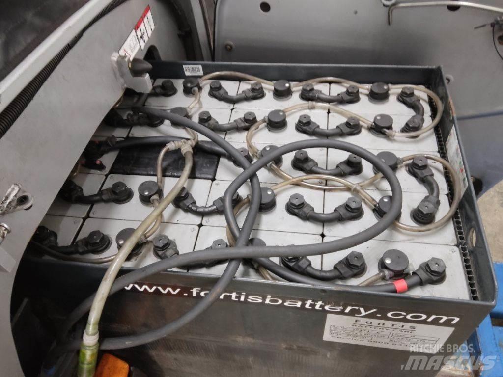 Still RX20-18 Elektriniai šakiniai krautuvai