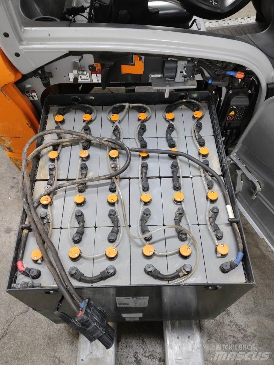 Still RX20-20L Elektriniai šakiniai krautuvai