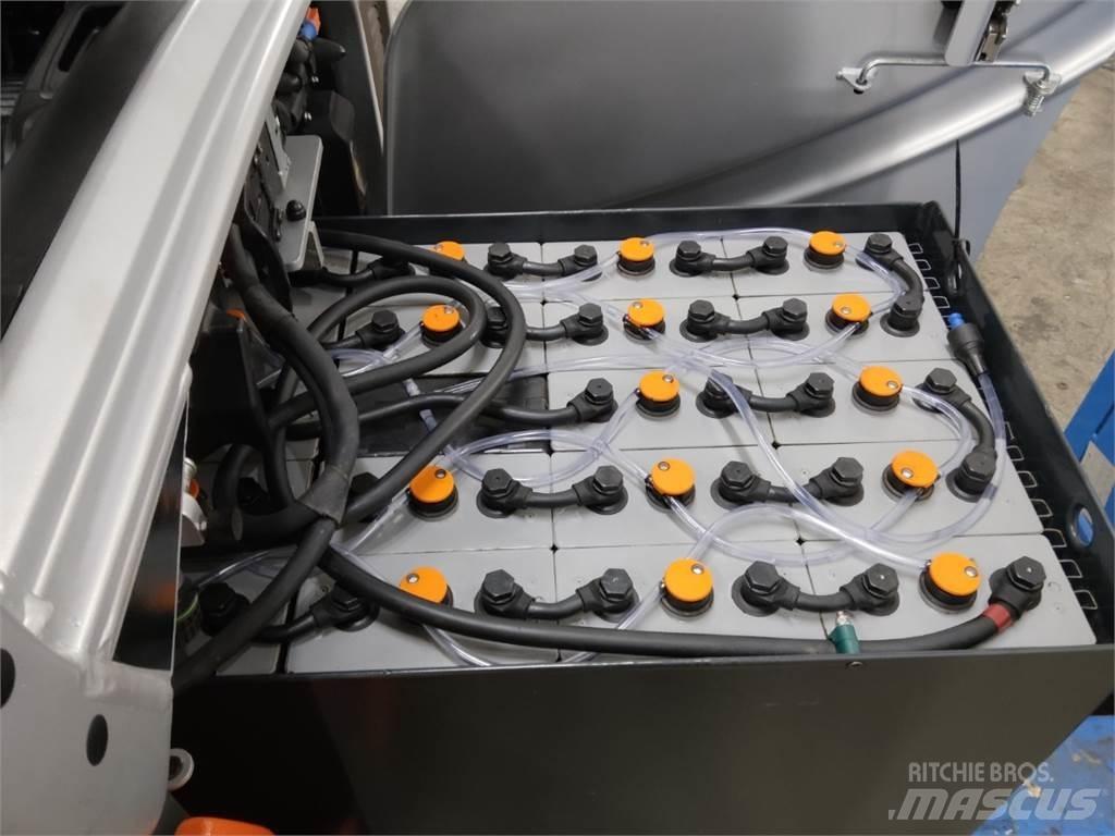 Still RX20-20P Elektriniai šakiniai krautuvai