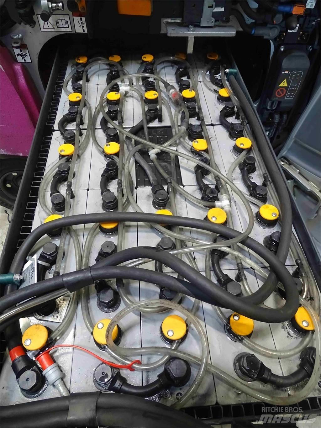Still RX20-20P Elektriniai šakiniai krautuvai