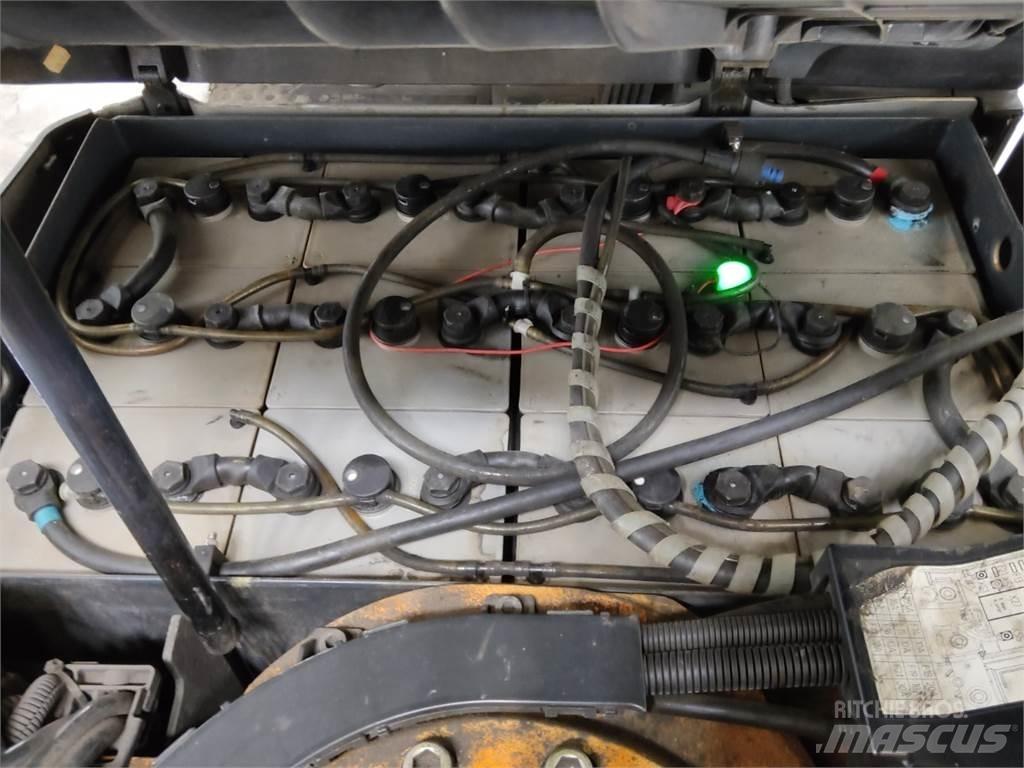 Still RX50-15 Elektriniai šakiniai krautuvai