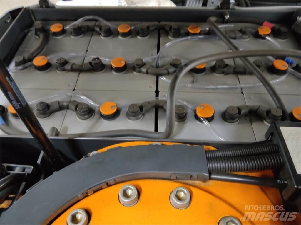 Still RX50-16 Elektriniai šakiniai krautuvai