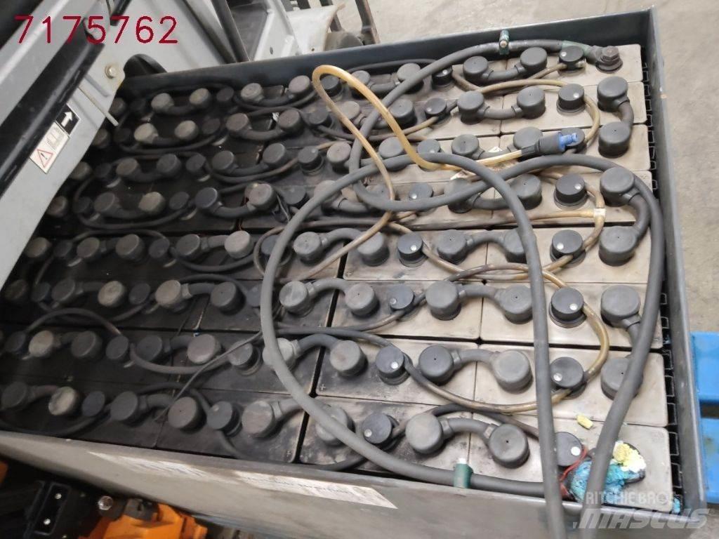 Still RX60-25 Elektriniai šakiniai krautuvai