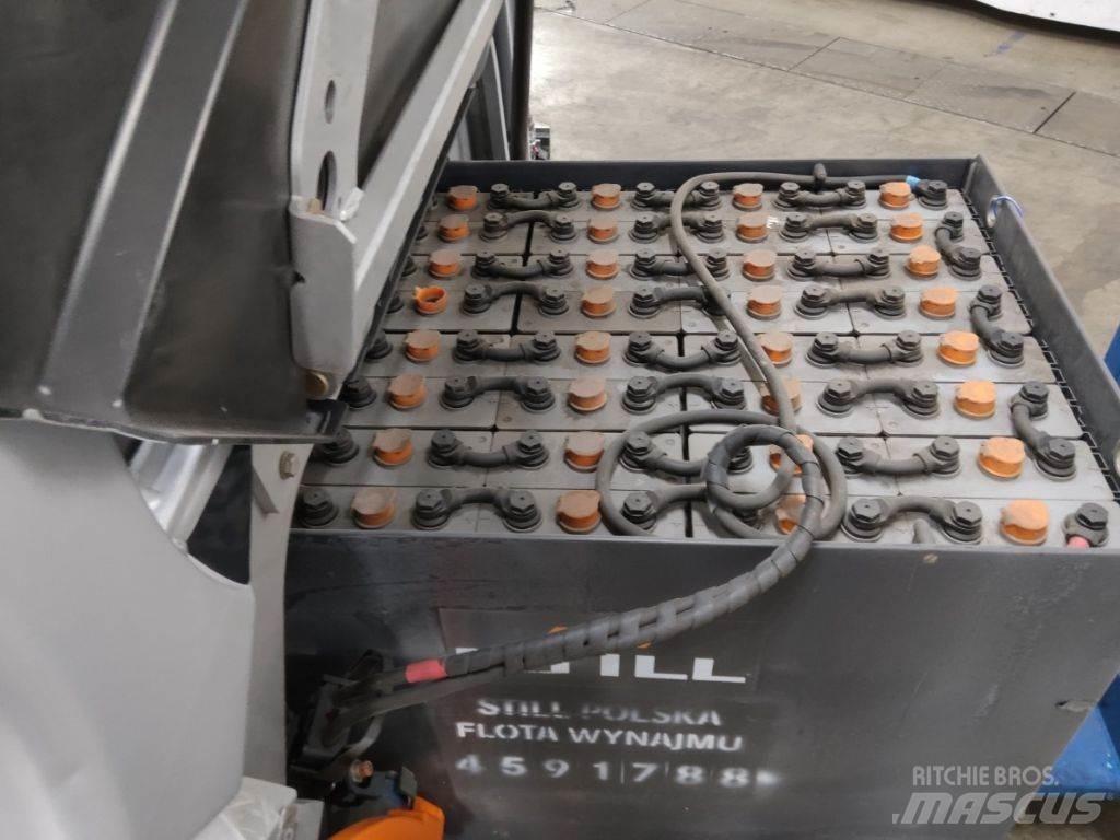 Still RX60-25 Elektriniai šakiniai krautuvai