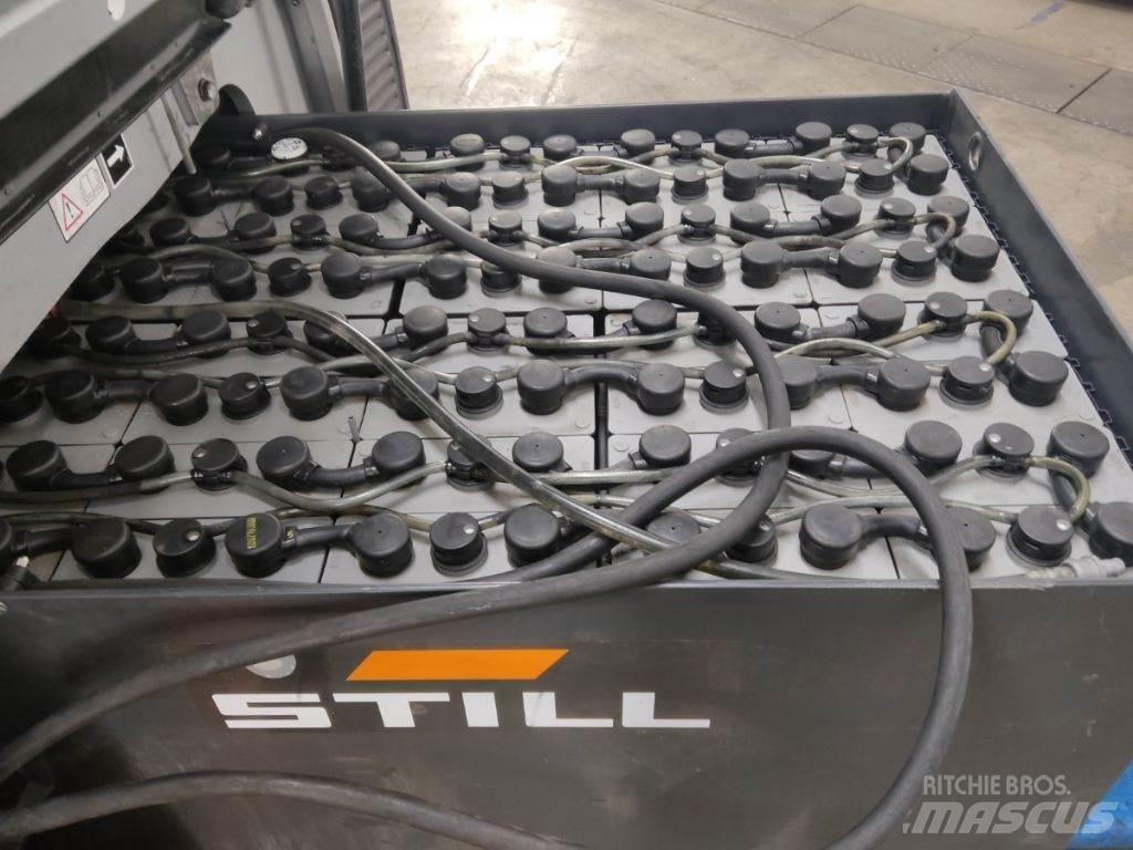 Still RX60-25 Elektriniai šakiniai krautuvai