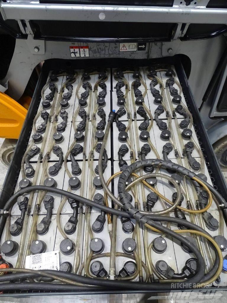 Still RX60-25 Elektriniai šakiniai krautuvai