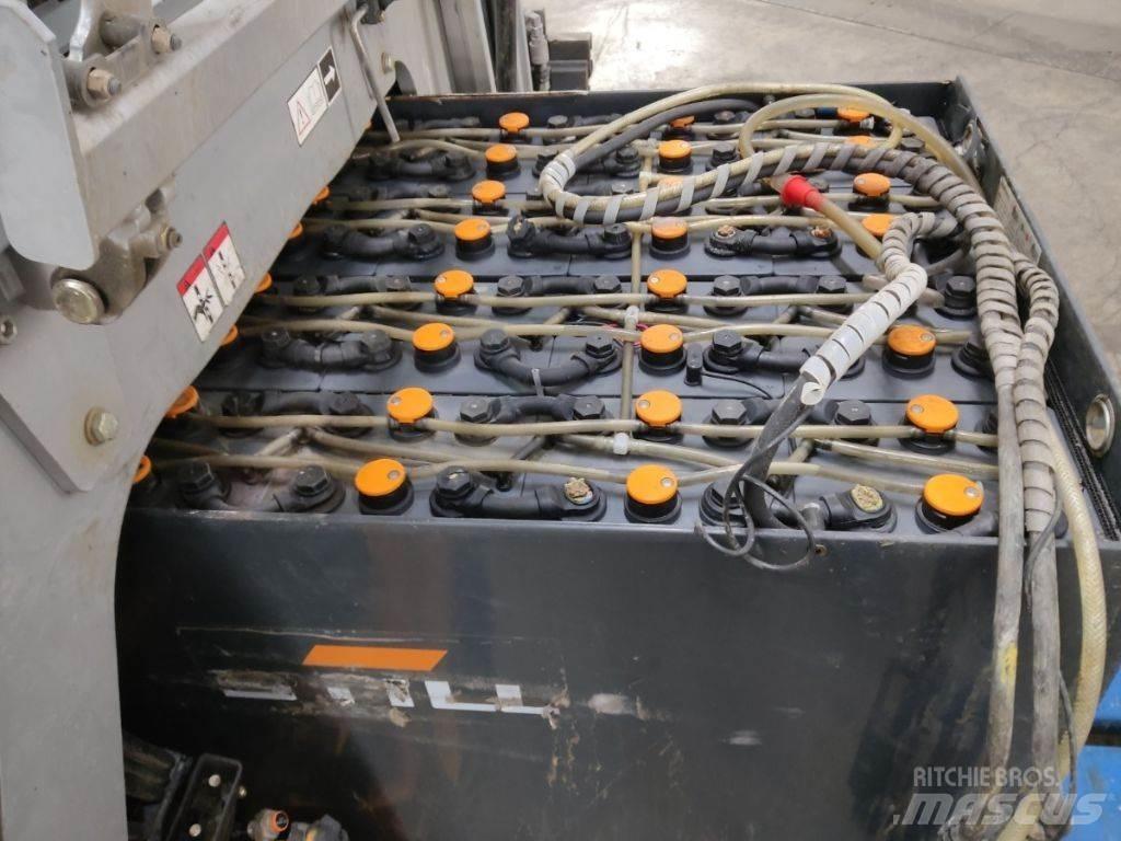 Still RX60-25 Elektriniai šakiniai krautuvai