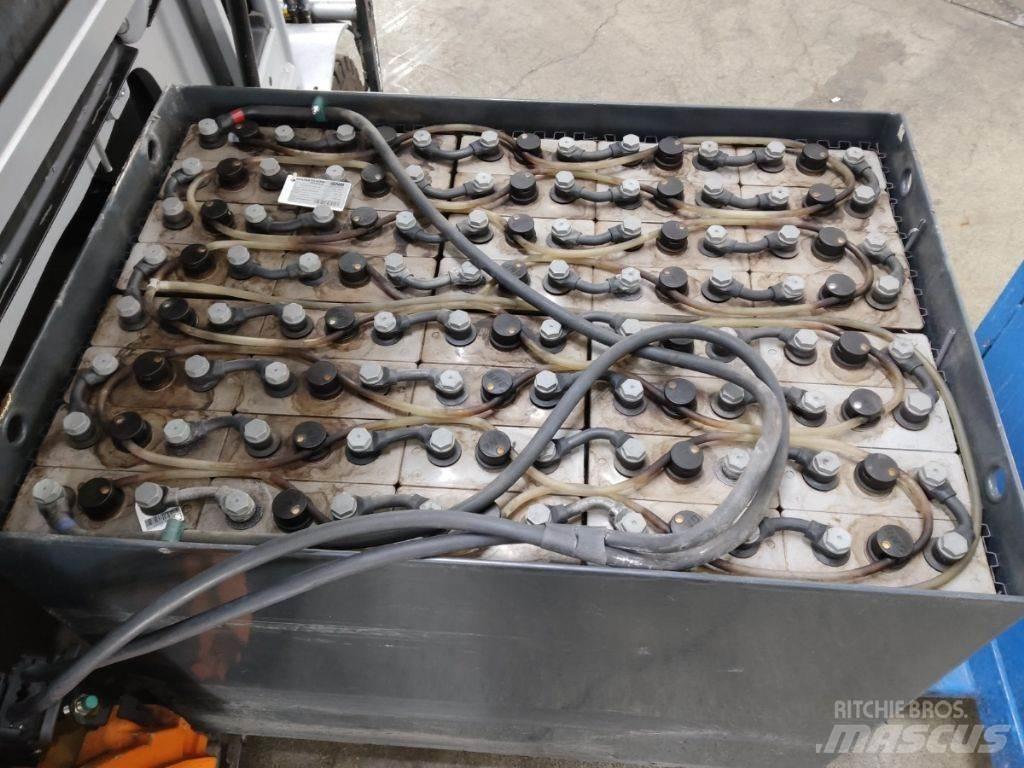 Still RX60-25 Elektriniai šakiniai krautuvai