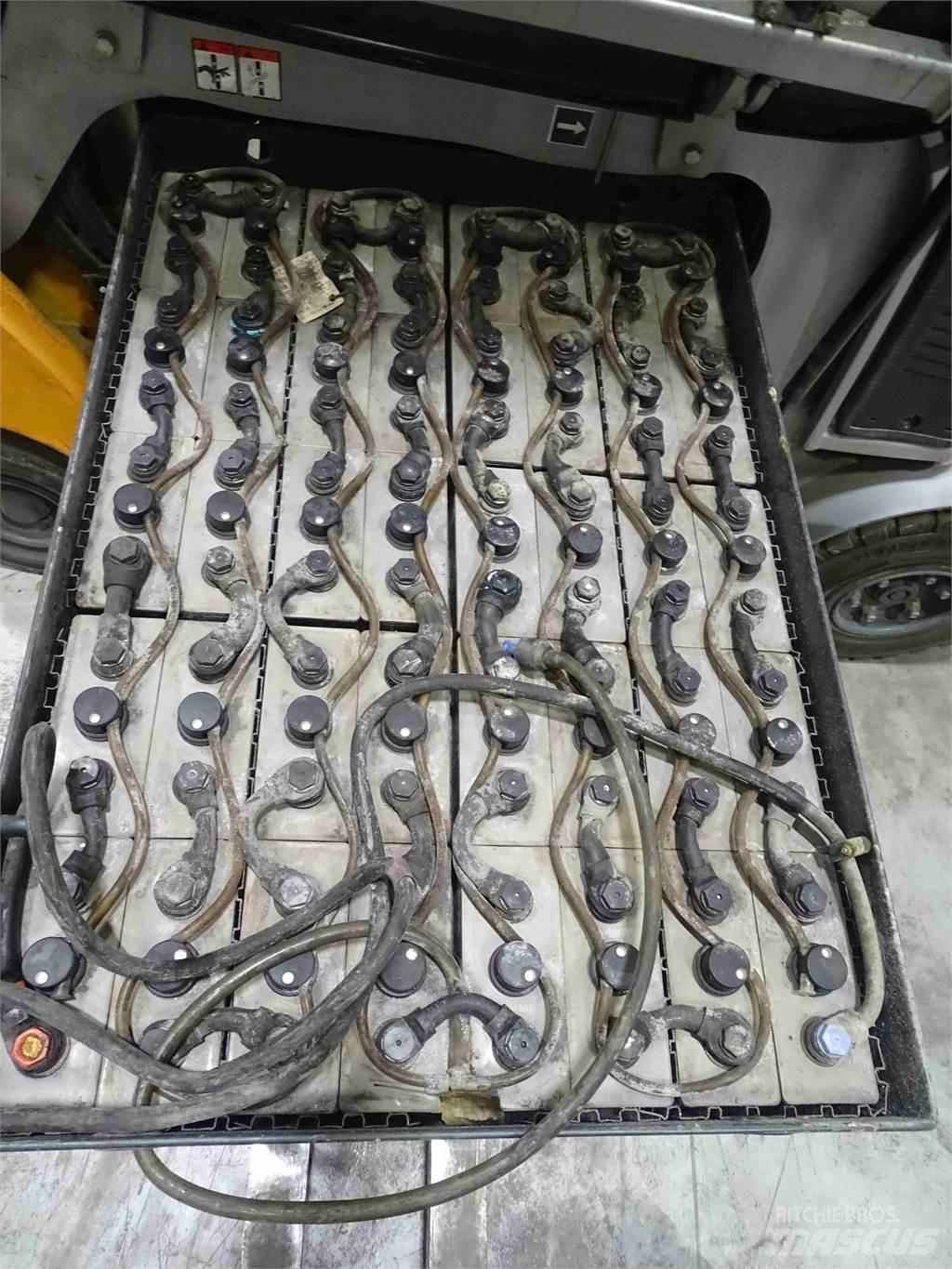 Still RX60-25 Elektriniai šakiniai krautuvai
