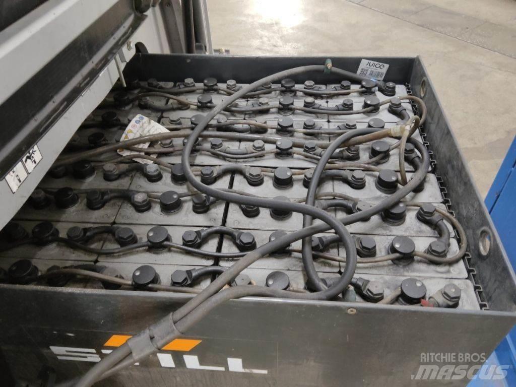 Still RX60-25 Elektriniai šakiniai krautuvai