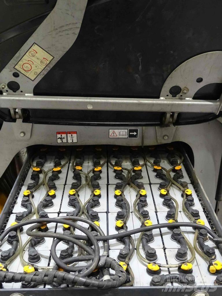 Still RX60-25 Elektriniai šakiniai krautuvai