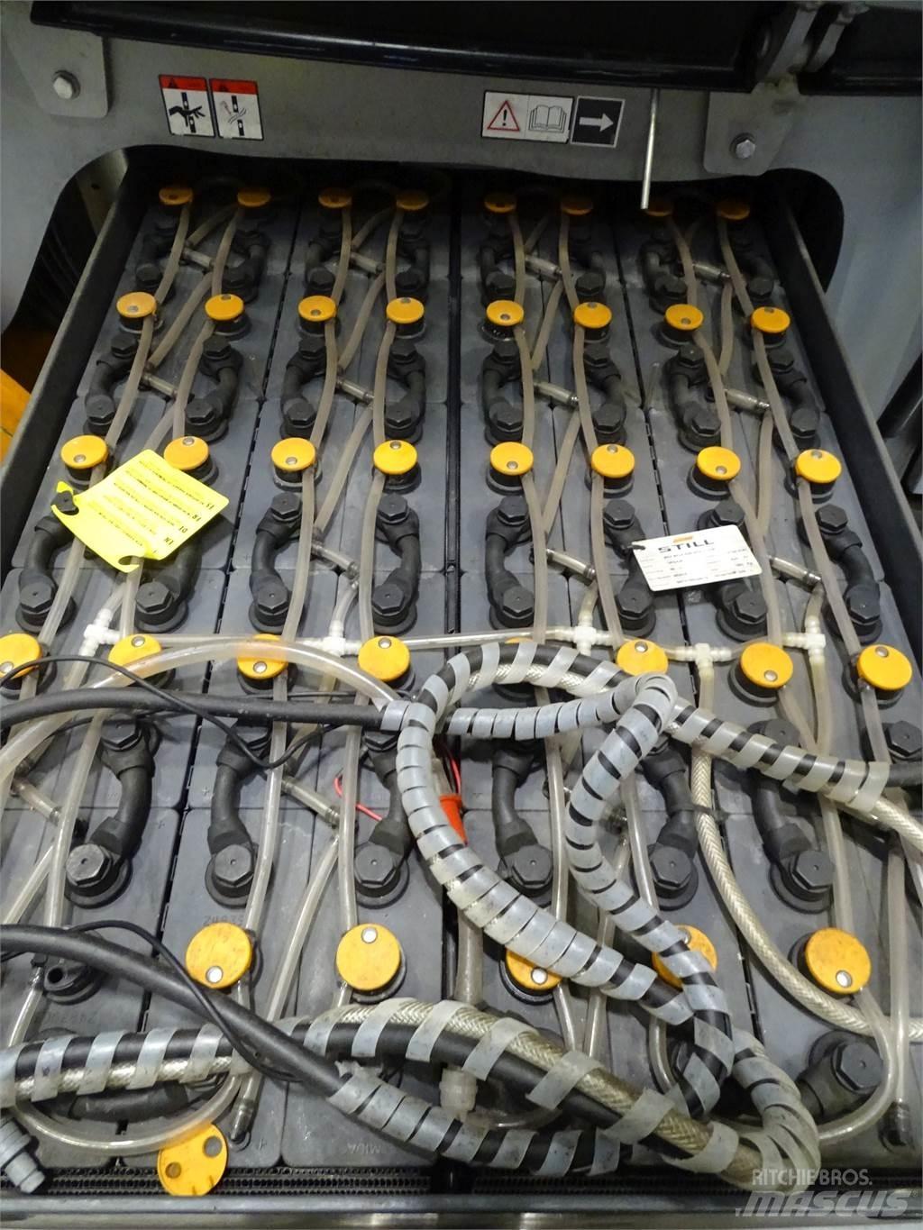 Still RX60-25 Elektriniai šakiniai krautuvai