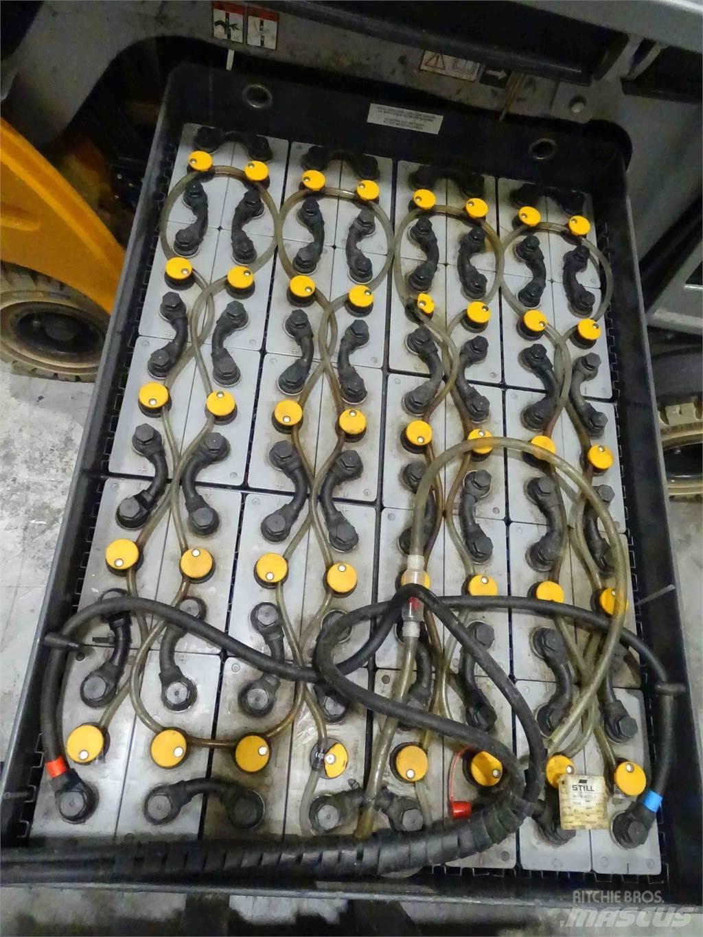 Still RX60-25 Elektriniai šakiniai krautuvai