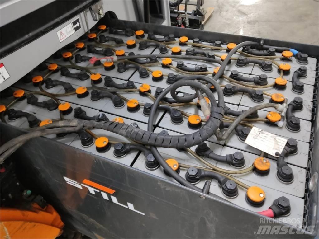 Still RX60-25 Elektriniai šakiniai krautuvai