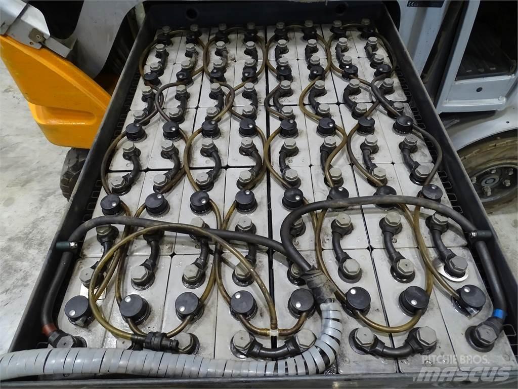 Still RX60-25 Elektriniai šakiniai krautuvai